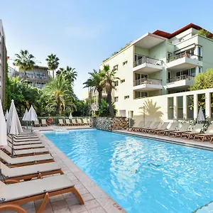 Résidence Pierre&vacances Premium Port Prestige 4* Antibes