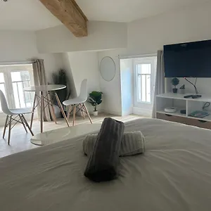  Appartement Le Toit Du Rhone,