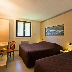 Albhotel Grill Hotel